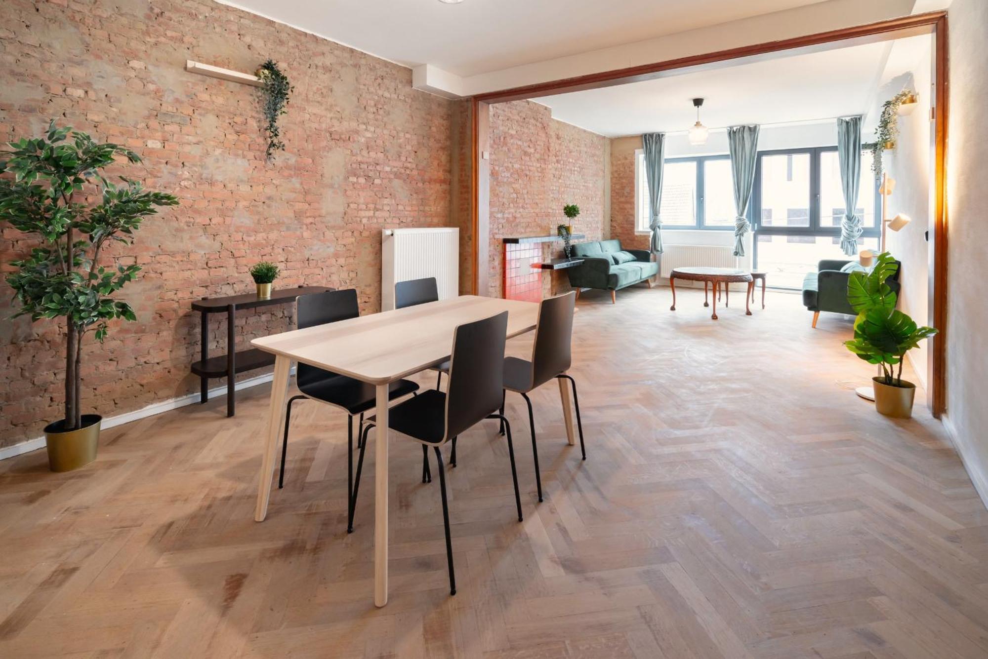 Charming And Spacious Apartments In The Heart Of Anvers Exterior foto