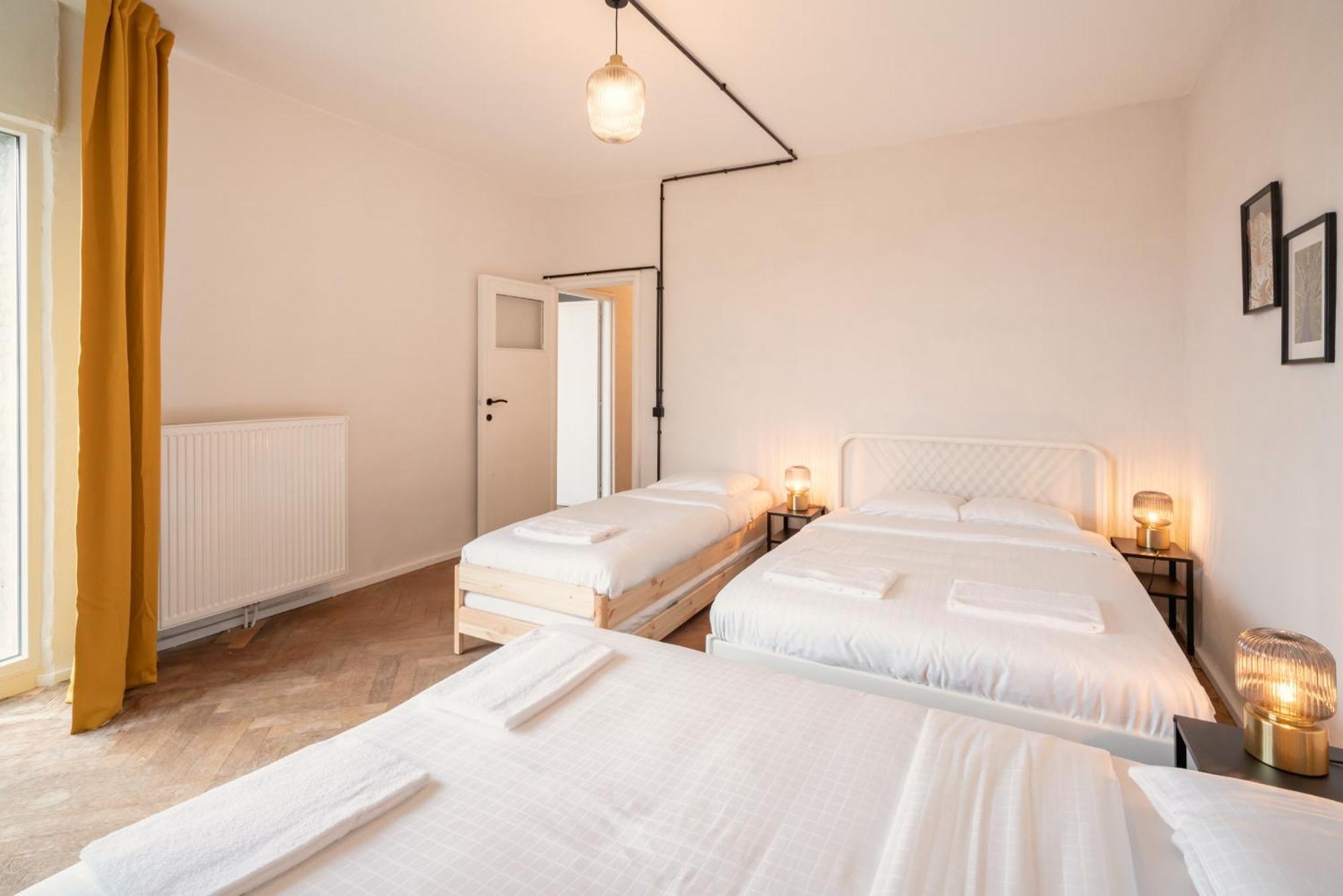 Charming And Spacious Apartments In The Heart Of Anvers Exterior foto