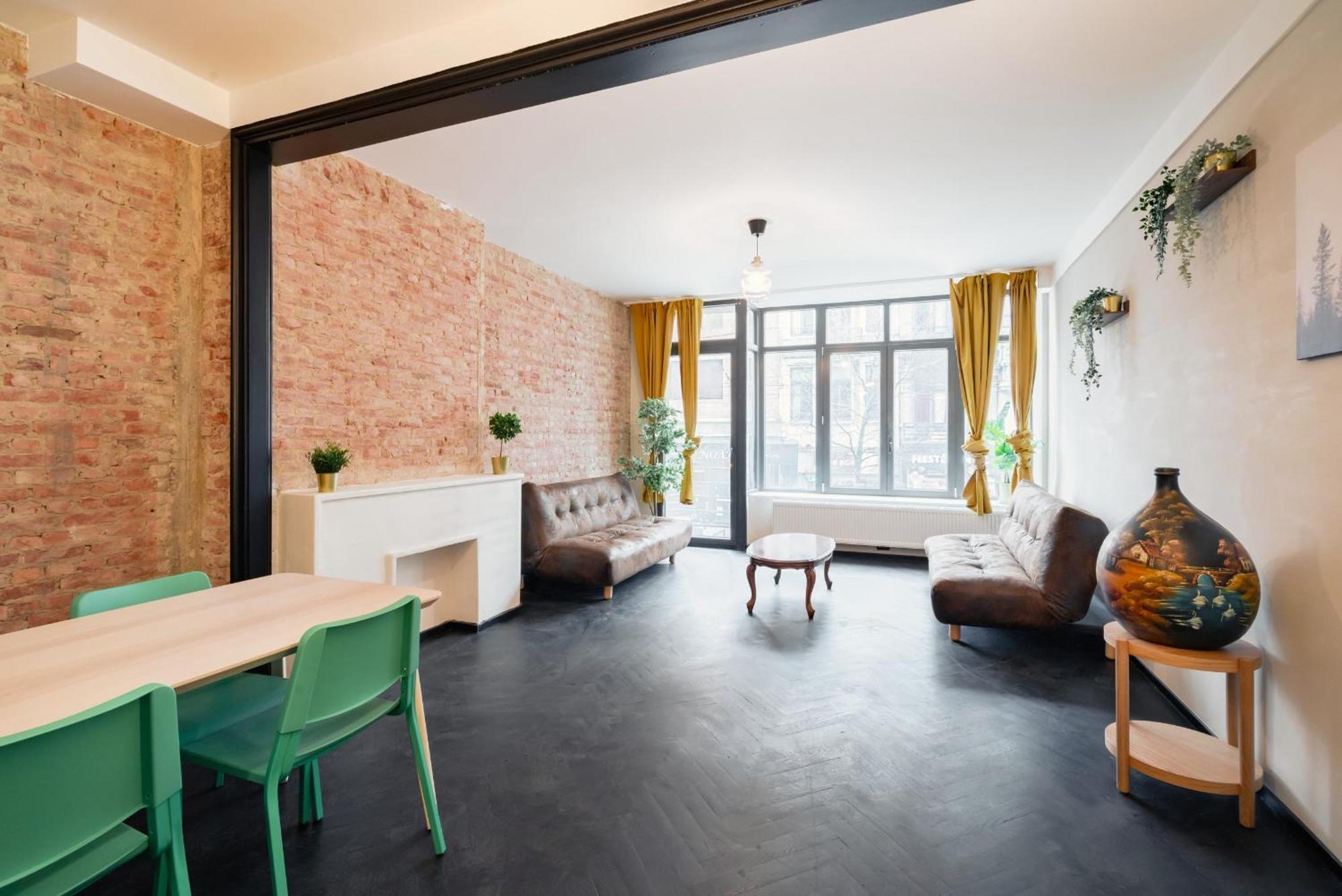 Charming And Spacious Apartments In The Heart Of Anvers Exterior foto