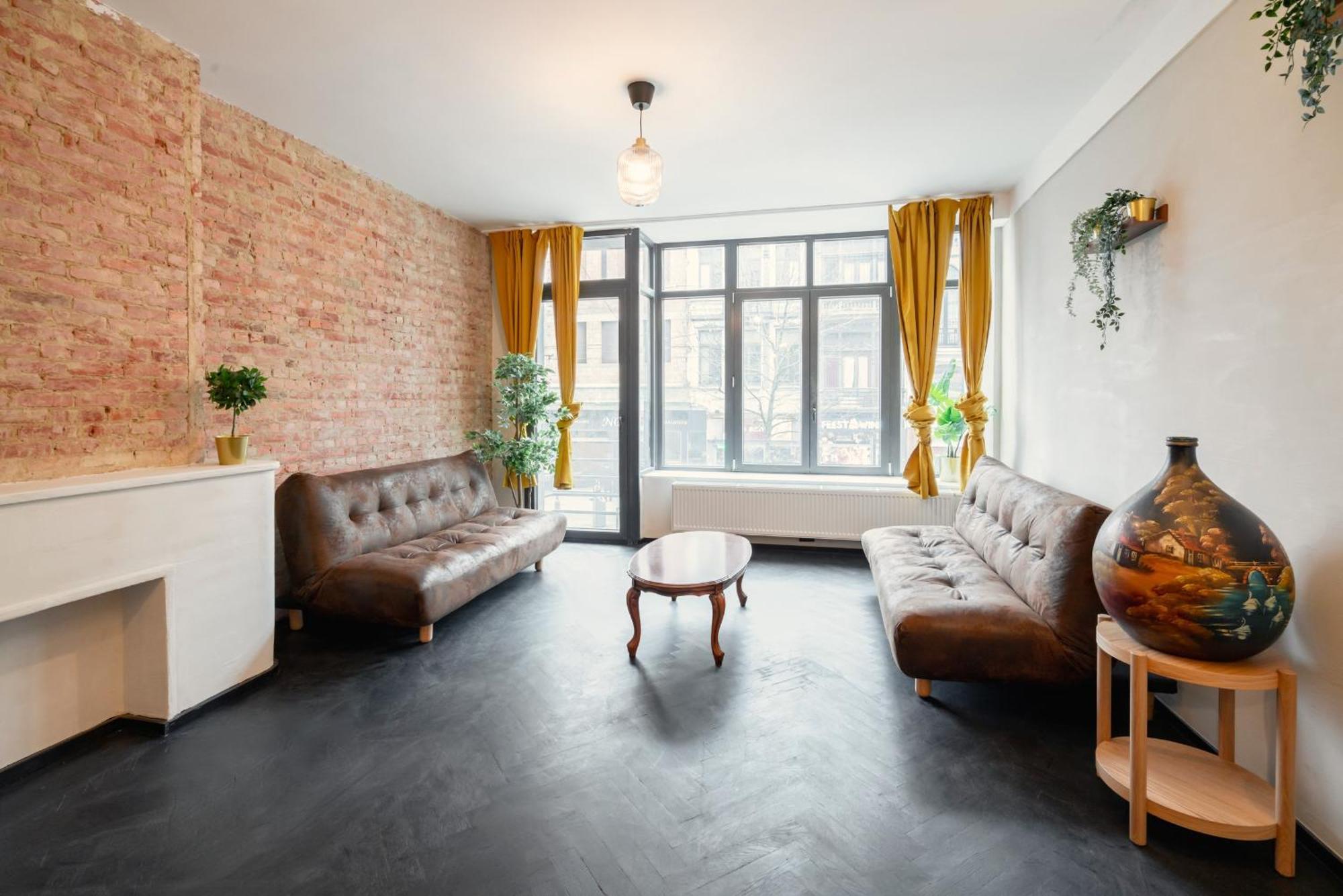 Charming And Spacious Apartments In The Heart Of Anvers Exterior foto