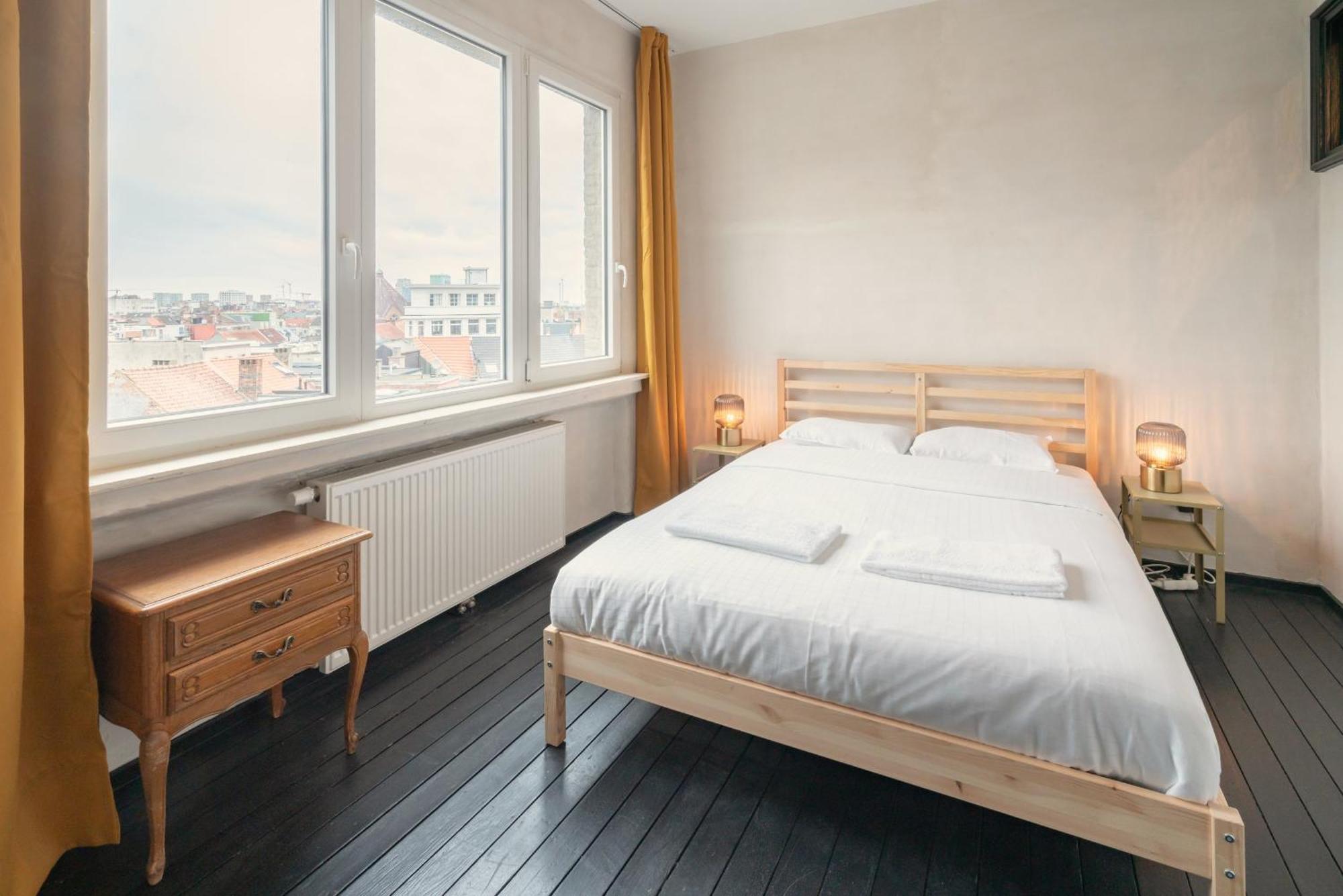 Charming And Spacious Apartments In The Heart Of Anvers Exterior foto