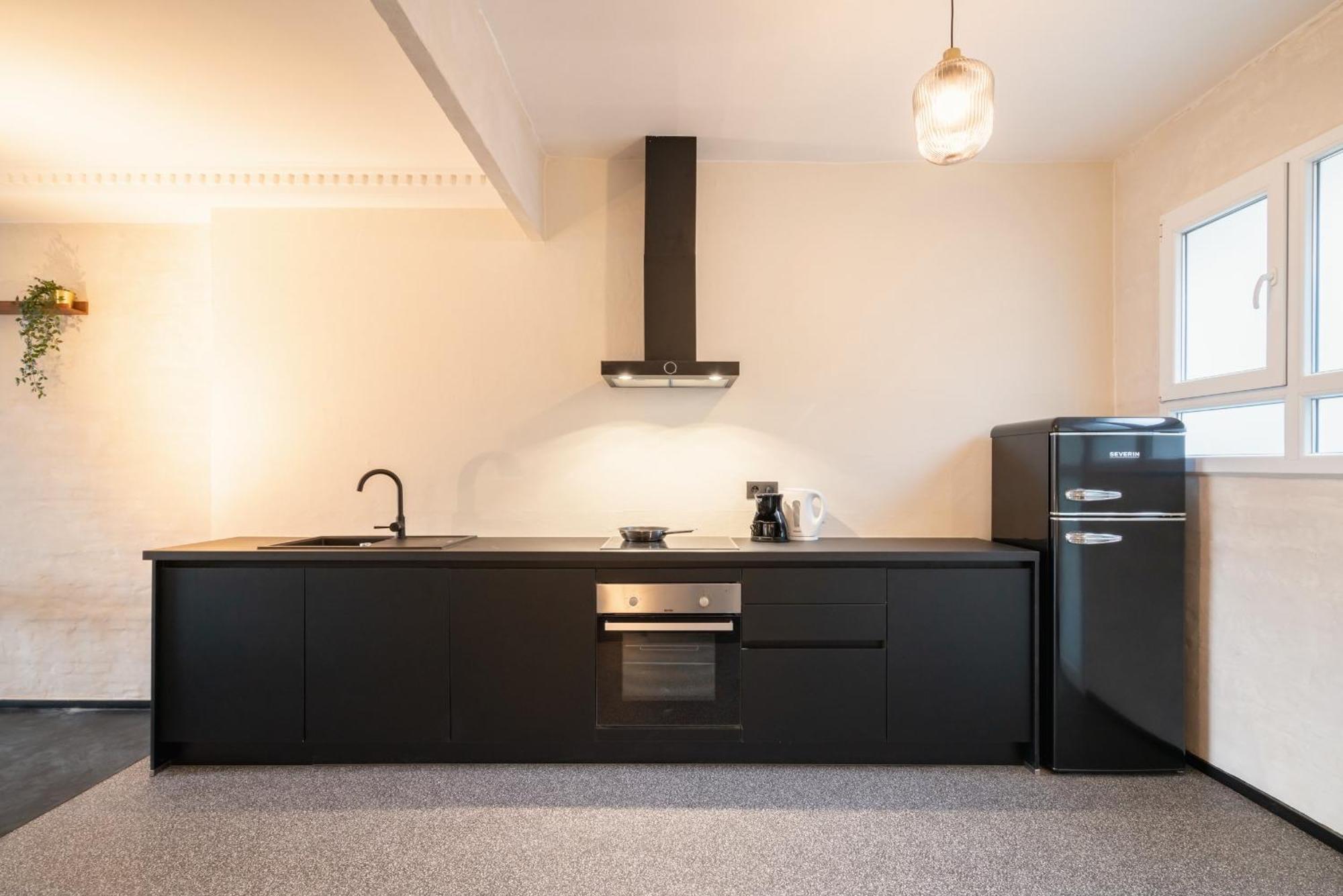 Charming And Spacious Apartments In The Heart Of Anvers Exterior foto