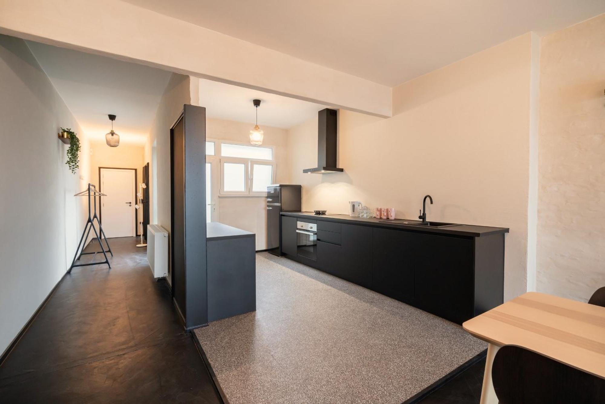 Charming And Spacious Apartments In The Heart Of Anvers Exterior foto