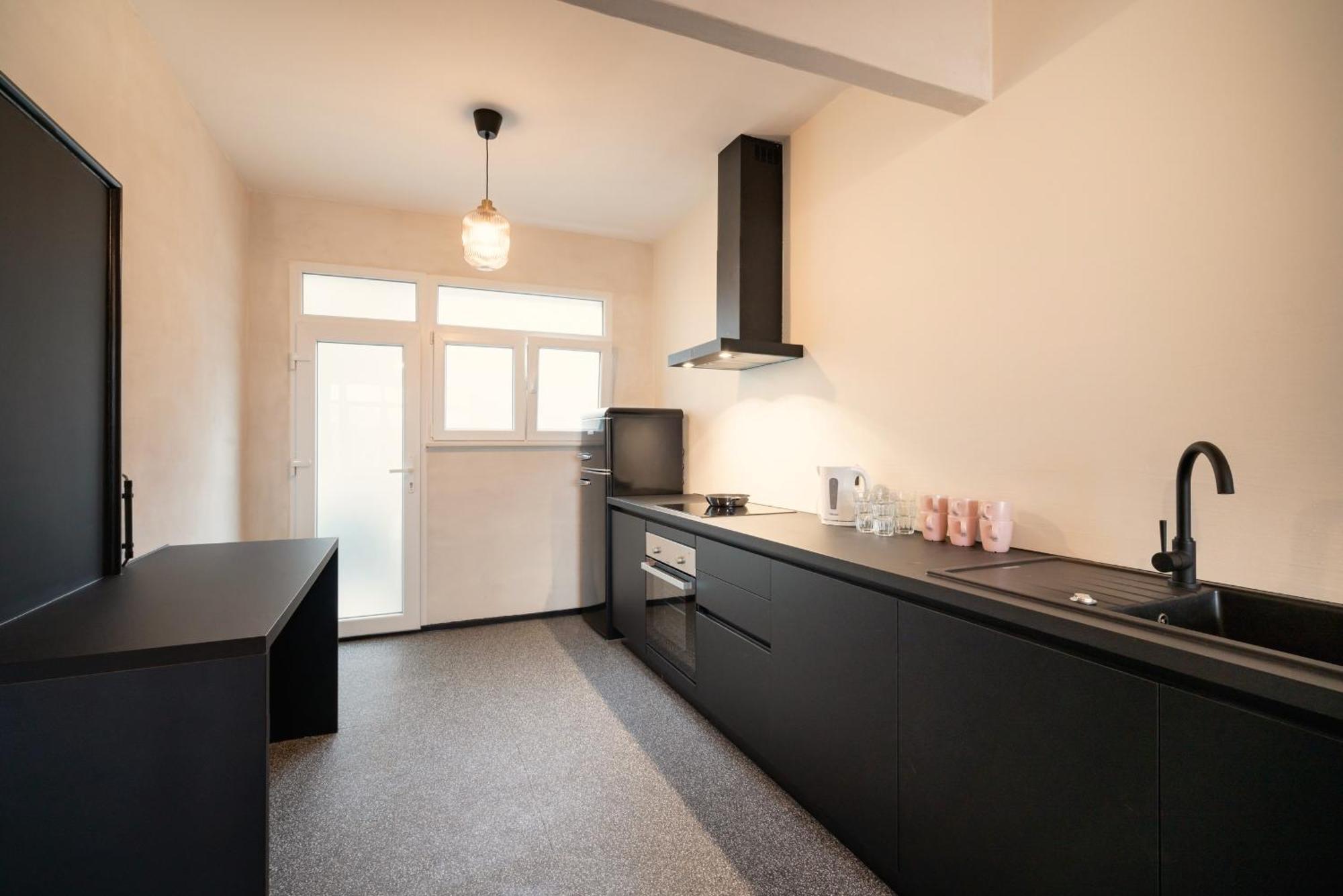 Charming And Spacious Apartments In The Heart Of Anvers Exterior foto